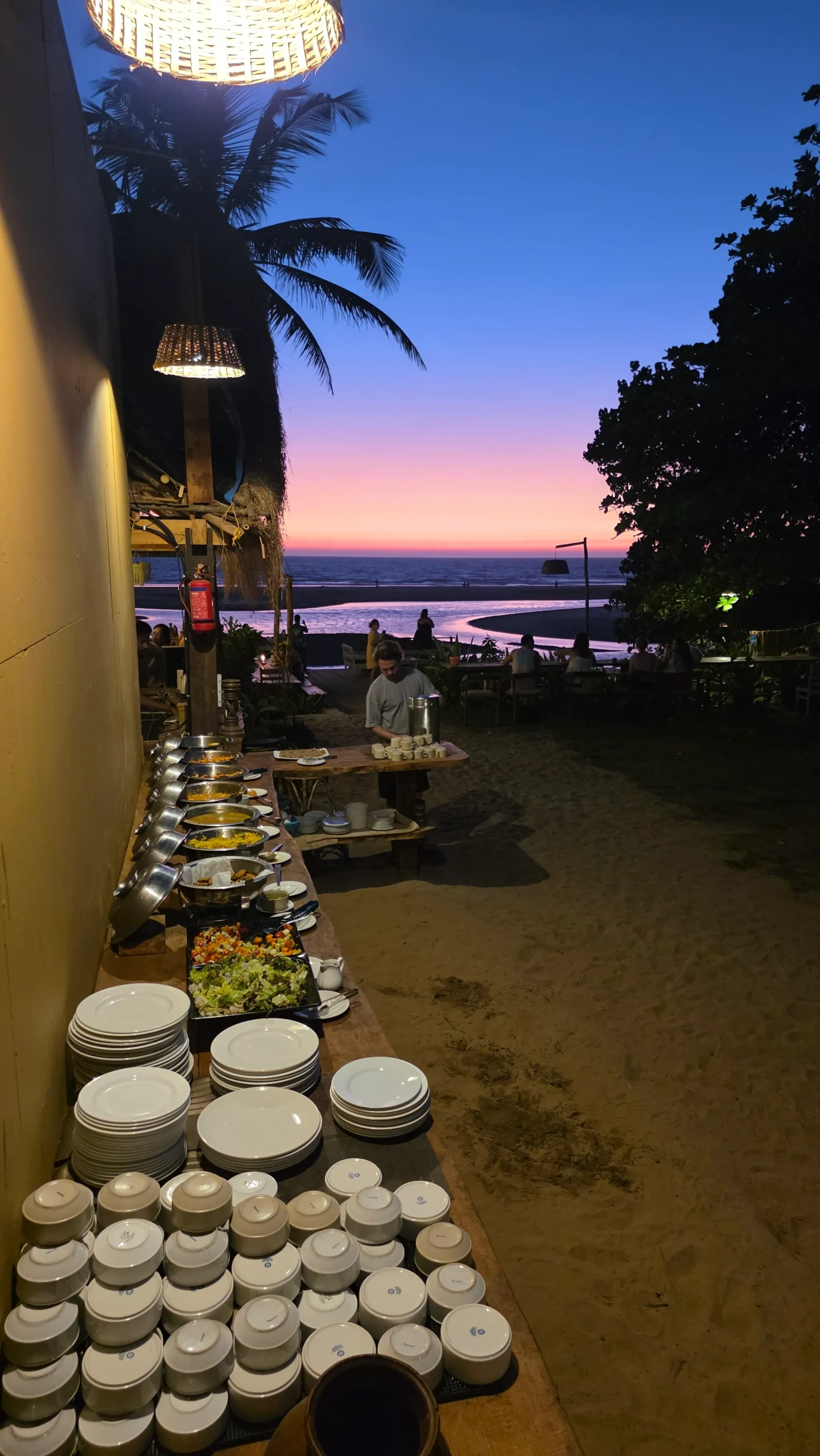 Evening dining at Chia Lounge by the sea